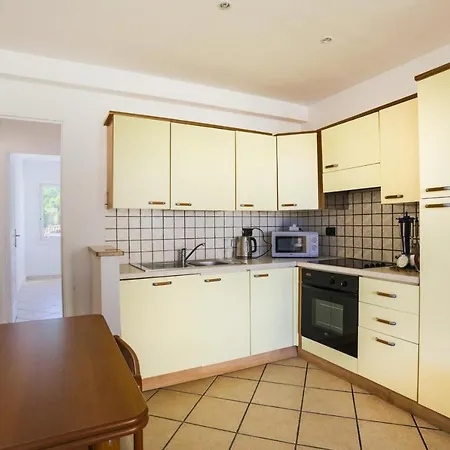 Spacieux T3 Dans Residence Avec Piscine Apartamento Mandelieu